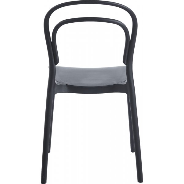 Stol i svart plast stapelbar Stol i svart plast stapelbar