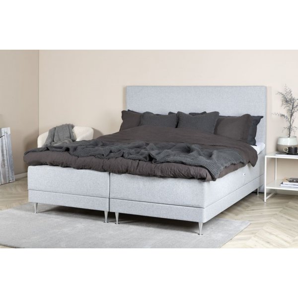 Vansbro ställbar kontinentalsäng 2x90 cm inkl gavel Alvik - Valfri färg Vansbro ställbar kontinentalsäng 2x90 cm inkl gavel Alvik - Valfri färg