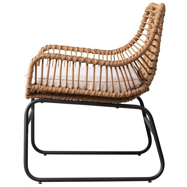 Sommar Utegrupp i konstrotting - Matgrupp med fyra karmstolar och bord