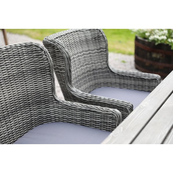 Matgrupp Scottsdale Bord 150 cm i Shabby Chic Grå inklusive 4 st Jacksonville fåtöljer i grå konstrotting Matgrupp Scottsdale Bord 150 cm i Shabby Chic Grå inklusive 4 st Jacksonville fåtöljer i grå konstrotting