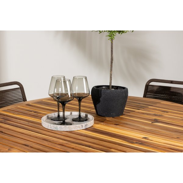 Lumpur rund matgrupp med 4 st Lindos stolar - Brun/svart + 4.00 x Stolsdyna Lumpur rund matgrupp med 4 st Lindos stolar - Brun/svart + 4.00 x Stolsdyna