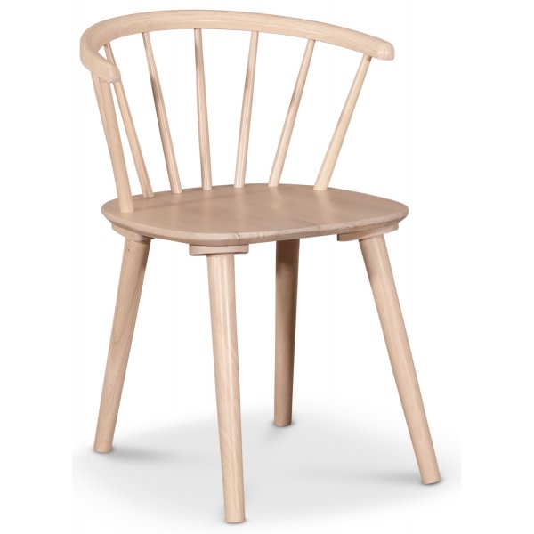 PiPi matgrupp, runt matbord 150 cm inkl 4 st Dalsland karmstolar - Whitewash + 4.00 x Stolsdyna