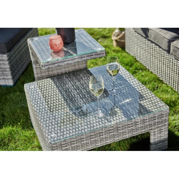 Slättvik byggbar loungegrupp med soltak - Grå konstrotting Slättvik byggbar loungegrupp med soltak - Grå konstrotting