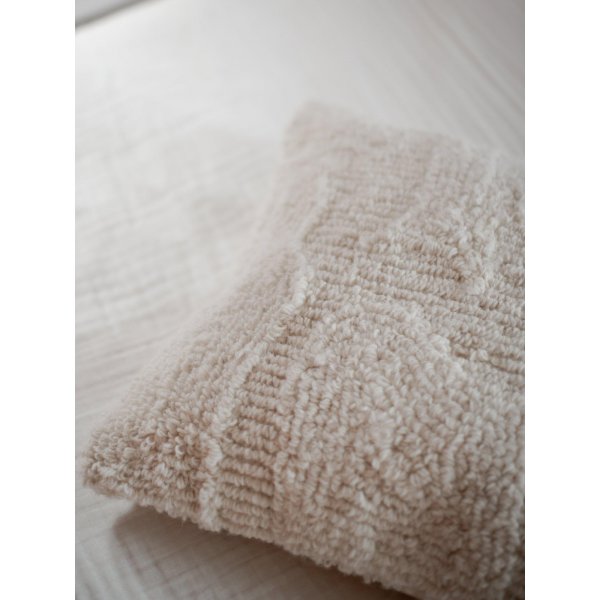 Cloud kuddfodral 45 x 45 cm - Offwhite Cloud kuddfodral 45 x 45 cm - Offwhite