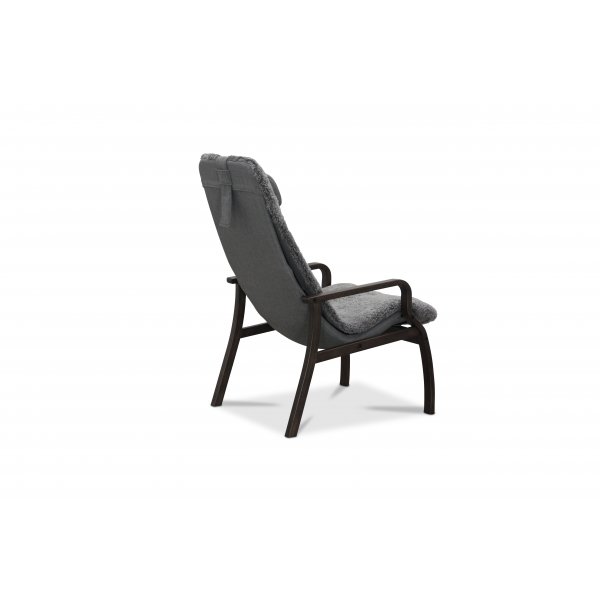 Frank fårskinnsfåtölj med fotpall Frank fårskinnsfåtölj med fotpall