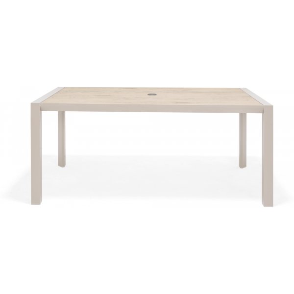 Urbanite matgrupp med matbord 160 cm och 4 st stapelbara matstolar - Beige Urbanite matgrupp med matbord 160 cm och 4 st stapelbara matstolar - Beige