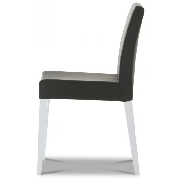 Maya matstol - Valfri färg på klädsel och stomme! Maya matstol - Valfri färg på klädsel och stomme!