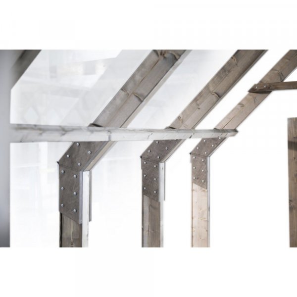 V�xthus Ophelia i tr� - 8,2 m�