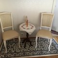 Passade fint där vi skulle ha stolarna .... dessutom mkt prisvärda .... Stol Ames vit T08 - Ecru