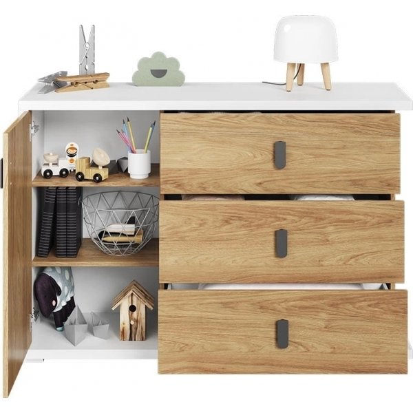 Simi dressoir 135 cm - Hickory/wit Simi dressoir 135 cm - Hickory/wit