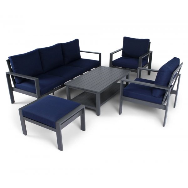 Djursvik utegrupp, 3-sits soffa med fåtöljer, bord och sittpall Djursvik utegrupp, 3-sits soffa med fåtöljer, bord och sittpall