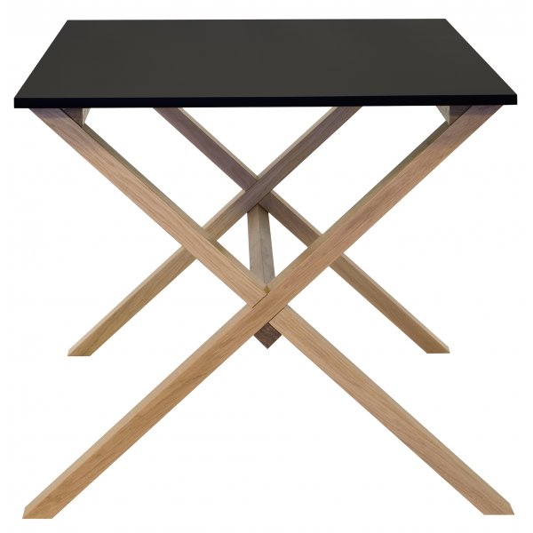 Artic matbord 140 - ek / svart