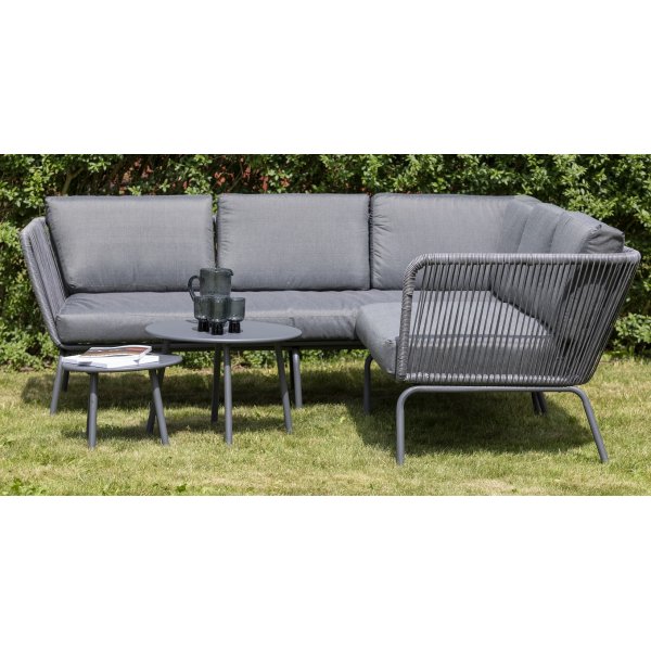 Halmstad utegrupp med satsbord Halmstad utegrupp med satsbord