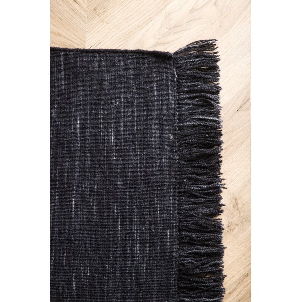 Elton platgeweven wollen vloerkleed - Zwart Elton platgeweven wollen vloerkleed - Zwart
