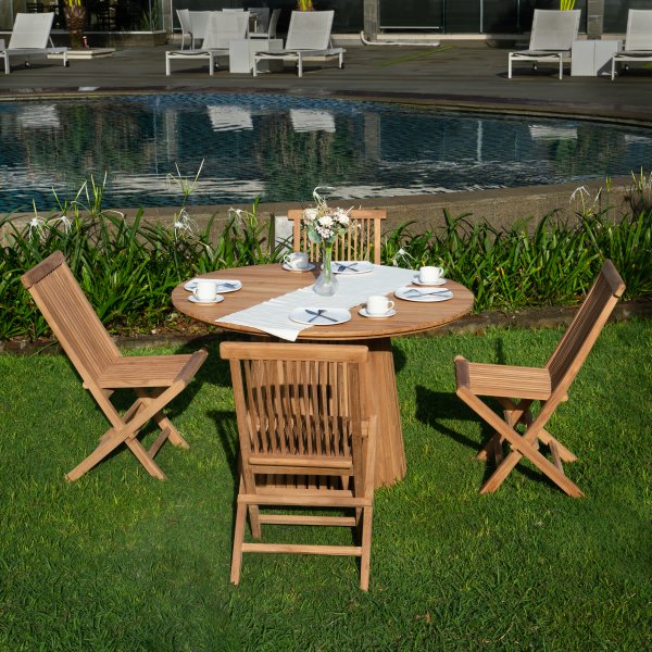 Utegrupp i teak; runt bord med 4 st stolar - Salt
