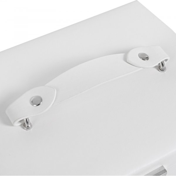 Jessi sminklda - Vit