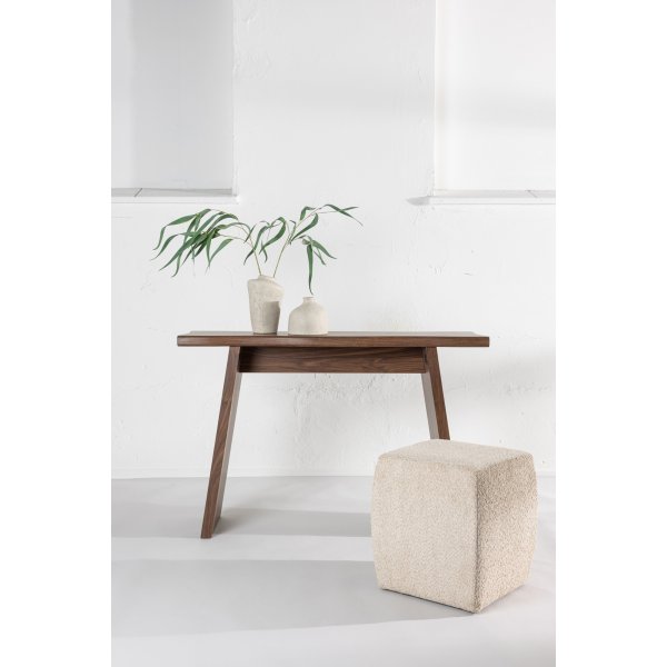 Kirkenes skrivbord 120 x 40 cm - Valnöt Kirkenes skrivbord 120 x 40 cm - Valnöt