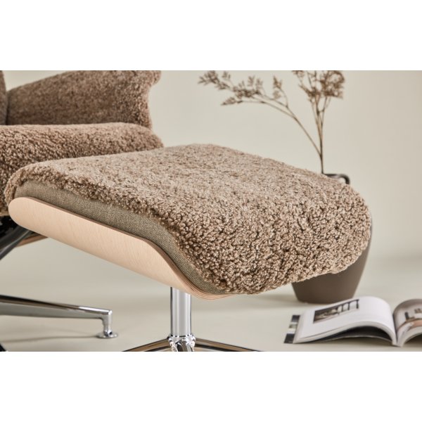 Frskinnsftlj med fotpall - Brun / ek - Ulla