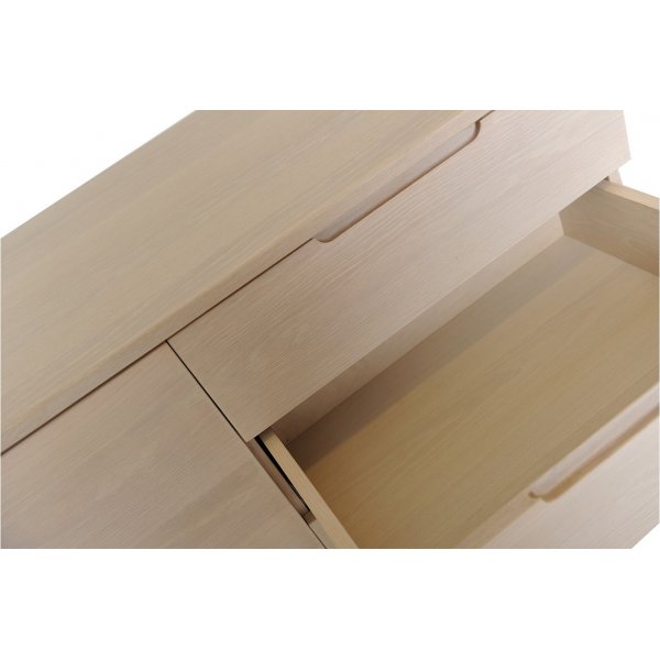 Buffet Karmöy - Placage chêne pigmenté blanc Buffet Karmöy - Placage chêne pigmenté blanc