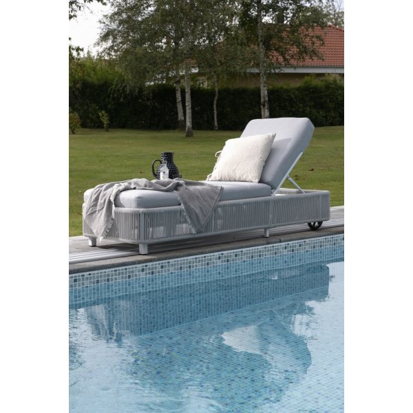 Virya solsäng - Grå/Vit Virya solsäng - Grå/Vit