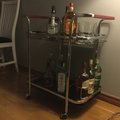 Mycket fin vagn, precis vad jag hade hoppats på. Dock var det en lite svårläst beskrivning med åtta skruvar för mycket som vi inte vet var de ska sitta. Butler 7 serveringsvagn - Svart