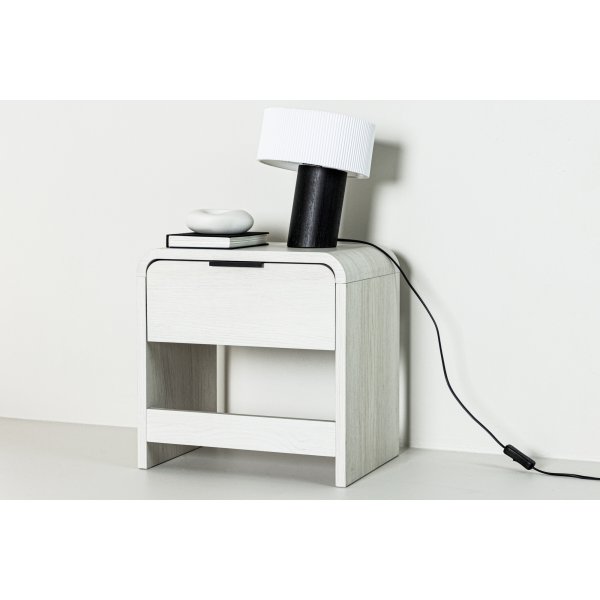 Lyngdal sidobord 40 x 30 cm - Whitewash Lyngdal sidobord 40 x 30 cm - Whitewash