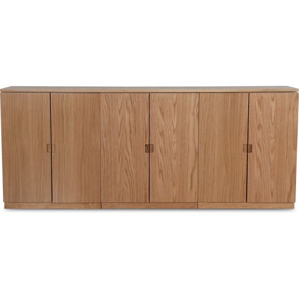 Level sideboard i oljad ek med slta drrar B210 cm