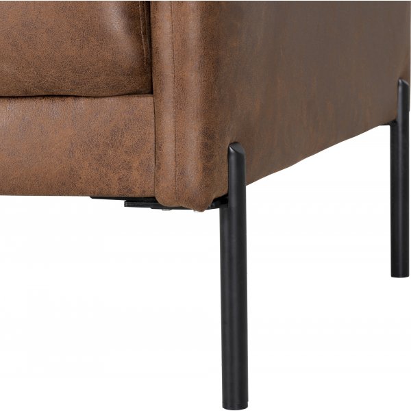 Kingsley fåtölj - Brunt ecoläder + Fläckborttagare för möbler Kingsley fåtölj - Brunt ecoläder + Fläckborttagare för möbler