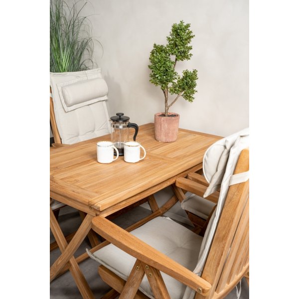 Kenya utematgrupp med 4 st Kenya stolar - Teak Kenya utematgrupp med 4 st Kenya stolar - Teak