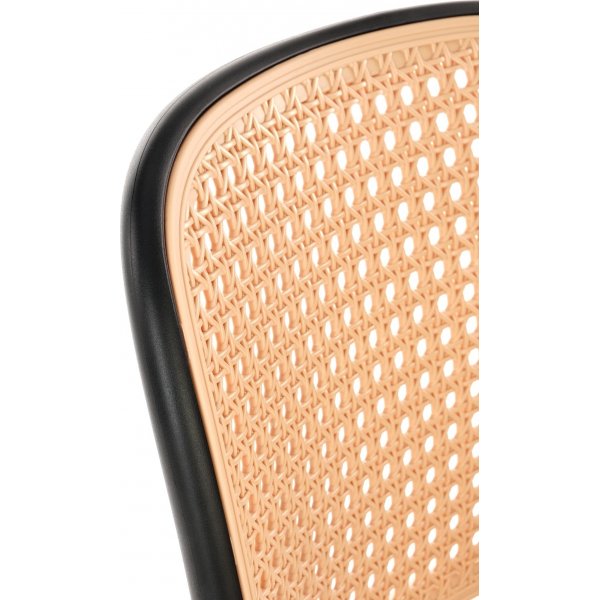 Stapelbar matstol med rottingsits