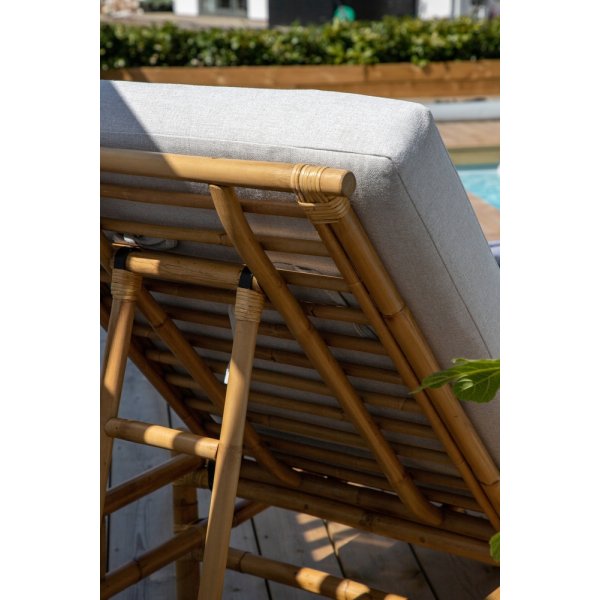 Bain de soleil en rotin - Gris/rotin Bain de soleil en rotin - Gris/rotin