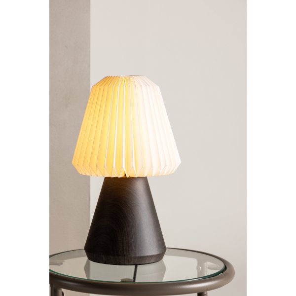 Fjällen bordslampa - Valnöt/Vit Fjällen bordslampa - Valnöt/Vit