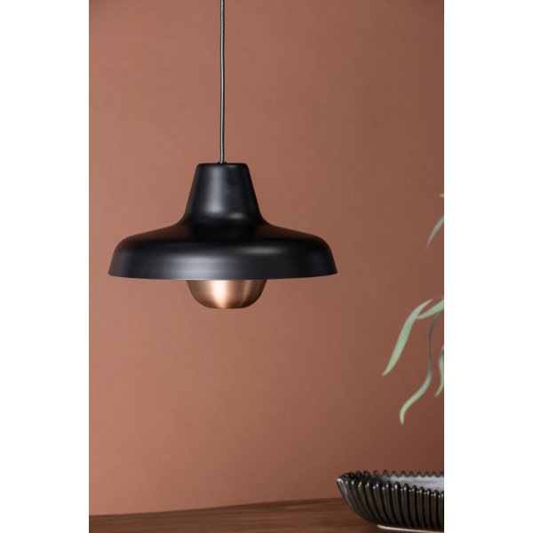 Högbyn taklampa - Svart/Koppar Högbyn taklampa - Svart/Koppar