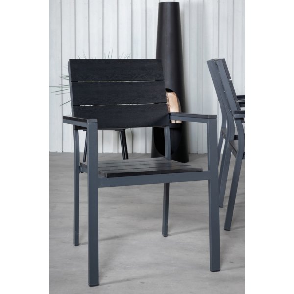 Khung utematgrupp med 6 st Levels stolar - Svart/Natur Khung utematgrupp med 6 st Levels stolar - Svart/Natur