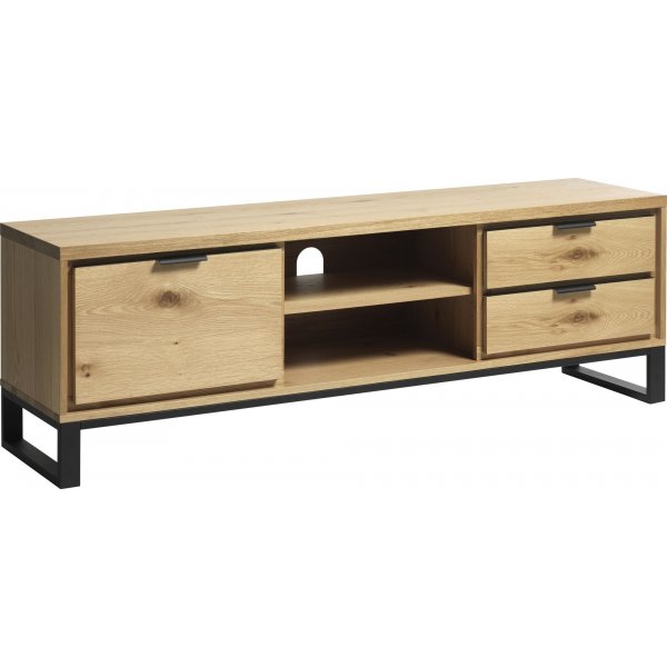 Livia tv-bänk i ek monterad Livia tv-bänk i ek monterad