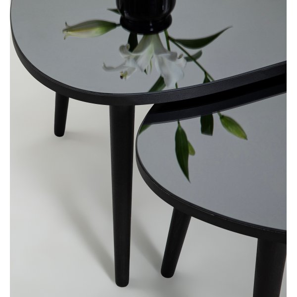 Table Gusto 75 x 55 cm - Noir/fumée Table Gusto 75 x 55 cm - Noir/fumée