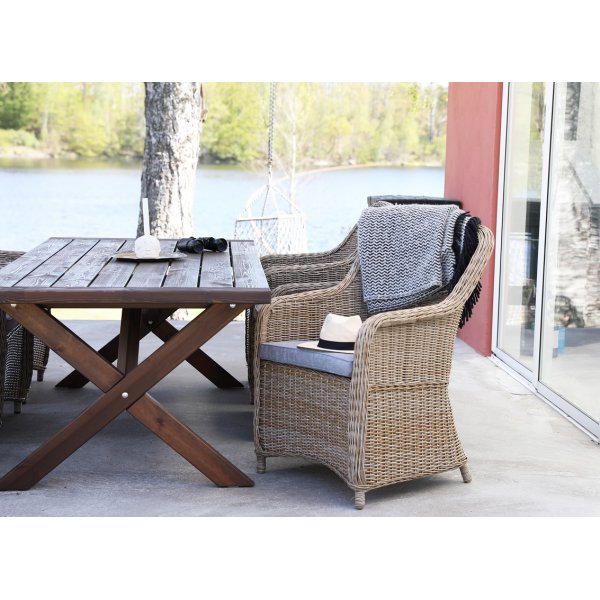 Matgrupp Lotus: Oxford bord inklusive 6 st Lotus f�t�ljer