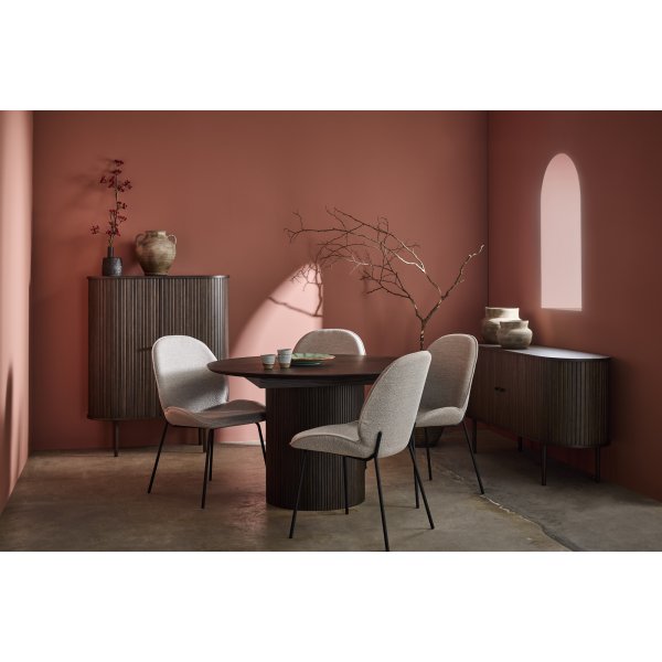 Scarlett matbord 120-165x120 cm - Brunlackad ek Scarlett matbord 120-165x120 cm - Brunlackad ek