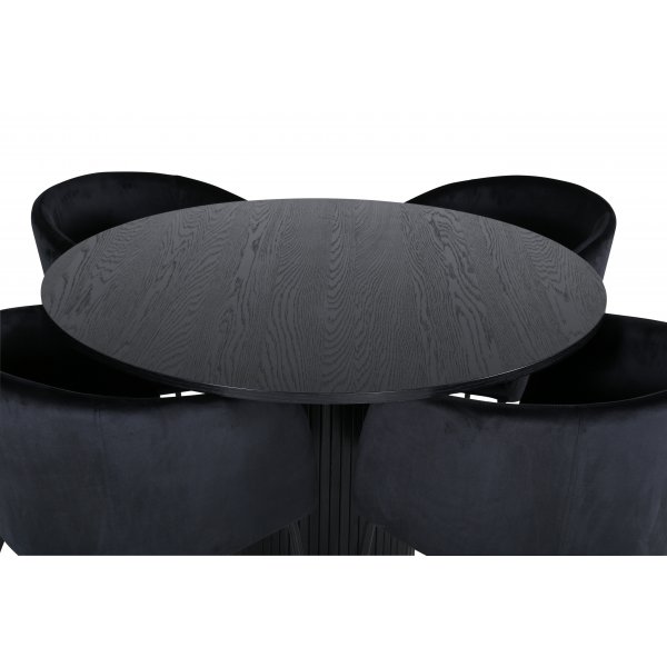 Bianca Matgrupp runt svart matbord med 4 st Berit svart stolar Bianca Matgrupp runt svart matbord med 4 st Berit svart stolar