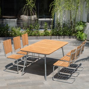Möllan utegrupp i teak: 6 st stolar med matbord 176x90 cm Möllan utegrupp i teak: 6 st stolar med matbord 176x90 cm