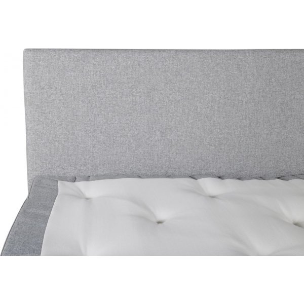 Holmö 7-zons kontinentalsäng inkl sänggavel - Valfri färg & storlek Holmö 7-zons kontinentalsäng inkl sänggavel - Valfri färg & storlek