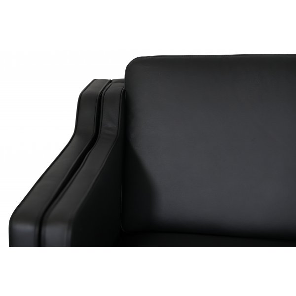 Salvatore läderfåtölj i svart läder Salvatore läderfåtölj i svart läder