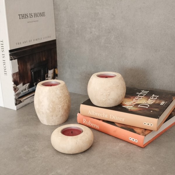 Ljushållare i beige Travertinmarmor - 3 delar Ljushållare i beige Travertinmarmor - 3 delar