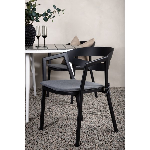 Break utematgrupp med 4 st Slit stolar - Grå/Vit Break utematgrupp med 4 st Slit stolar - Grå/Vit