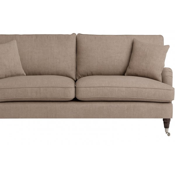 Soffa howard svängd modell 237 cm bred Soffa howard svängd modell 237 cm bred