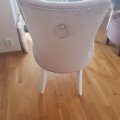 Kundbild Matstol Tuva - Gr�beige sammet: Stolarna �r mycket v�lgjorda och...