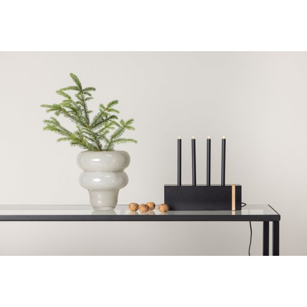 Fjällberget ljusstake - Svart/Guld Fjällberget ljusstake - Svart/Guld