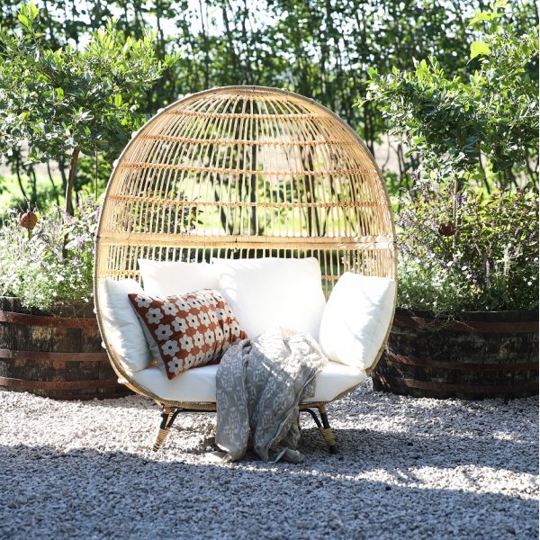 Igloo loungsoffa i rotting