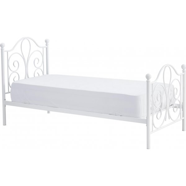 Topsy vit sängram 200x90 cm Topsy vit sängram 200x90 cm