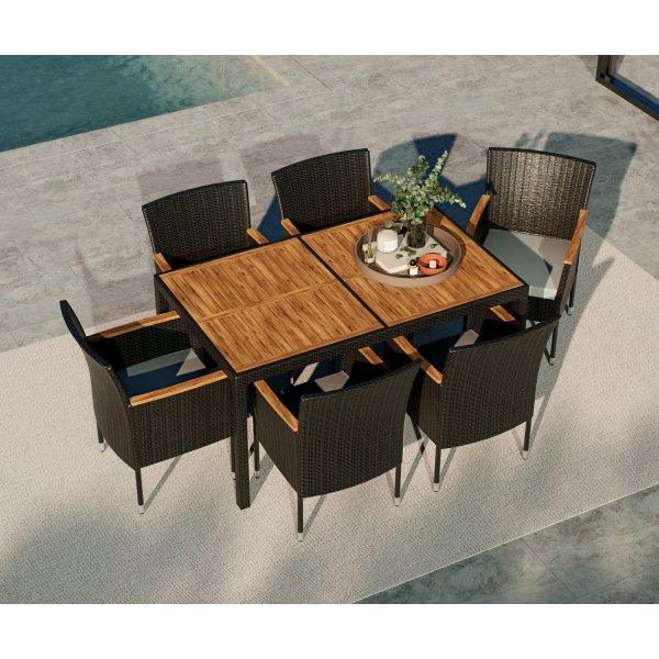 Utegrupp; 6 st karmstolar med dynor och matbord Utegrupp; 6 st karmstolar med dynor och matbord